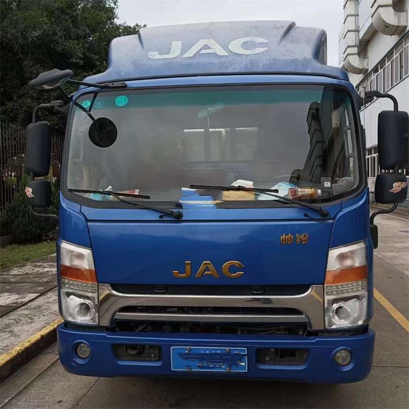 伊犁哈萨克到吴忠物流公司一站式服务，为您的货物保驾护航